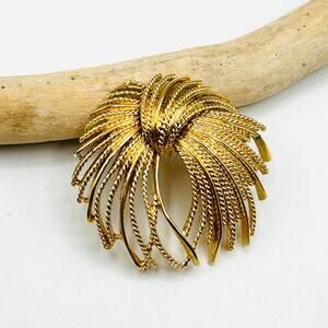 Signed Monet Mirador Brooch Vintage Gold Tone Statement 1960's